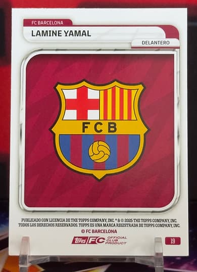 25/26 Topps Collector Tin - Lamine Yamal