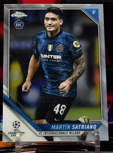 21/22 Topps Chrome UEFA - Martín Satriano