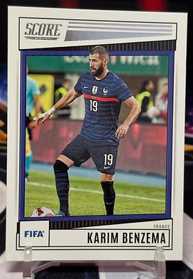 22/23 Panini score fifa soccer - Karim Benzema