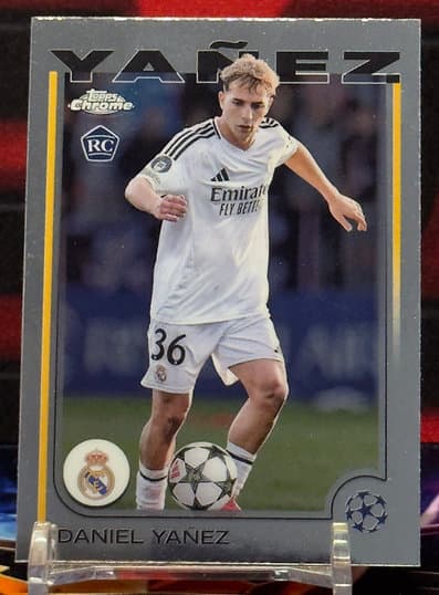 24/25 Topps chrome uefa - Daniel Yanez