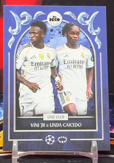 2025 Topps Deco UEFA - Vini jr. a Linda Caicedo