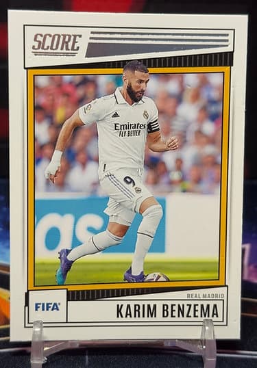 22/23 Panini score fifa soccer - Karim Benzema