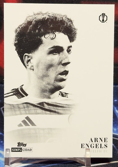 25/26 Topps UEFA Simplicidad - Arne Engels