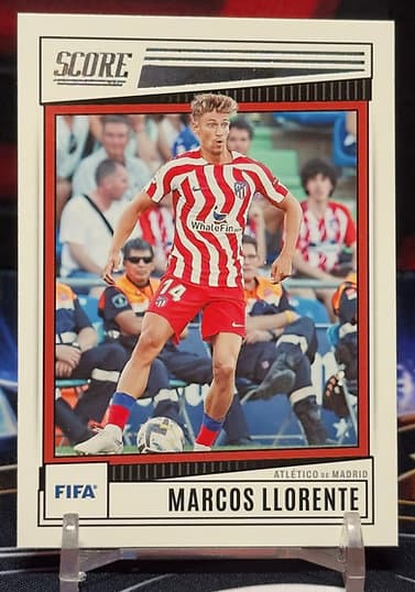 22/23 Panini score fifa soccer - Marcos Llorente