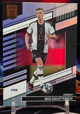 22-23 Panini donruss elite - Nico Schlotterbeck