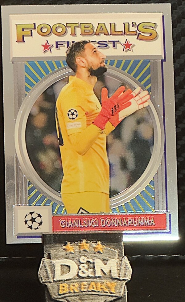 21/22 Topps Finest UEFA - Gianluigi Donnarumma
