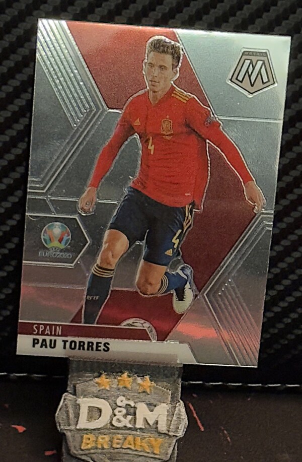 2021 Panini mosaic uefa euro - Pau Torres