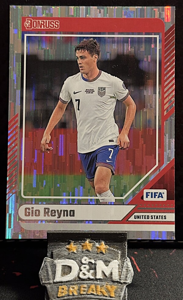 24/25 Panini donruss soccer - Gio Reyna