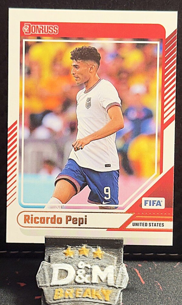 24/25 Panini donruss soccer - Ricardo Pepi