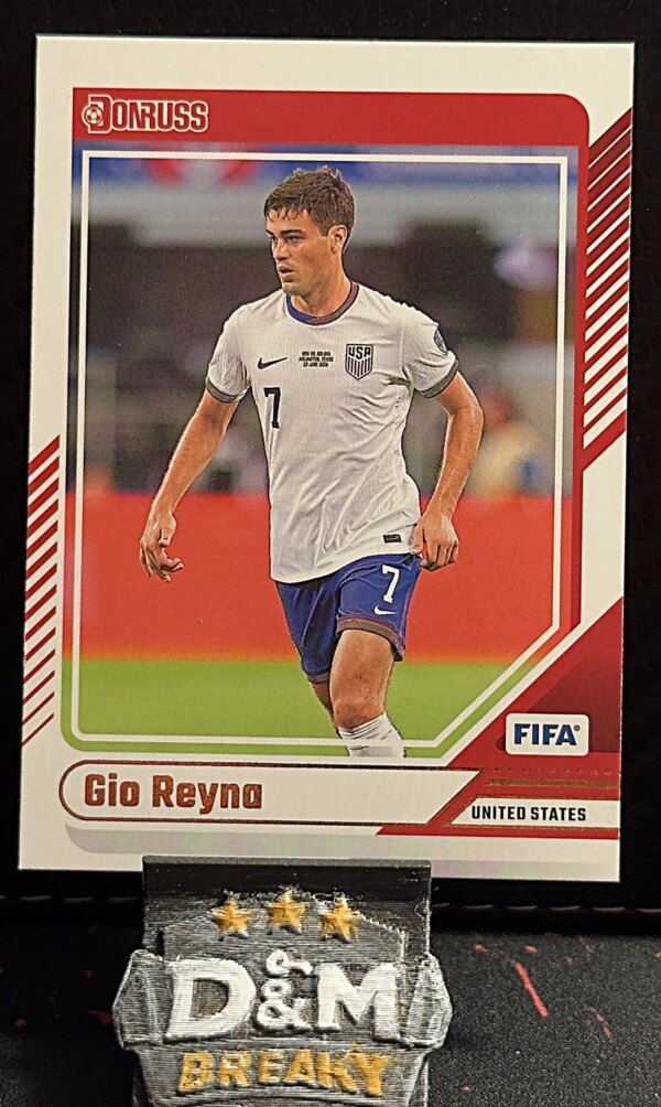 24/25 Panini donruss soccer - Gio Reyna