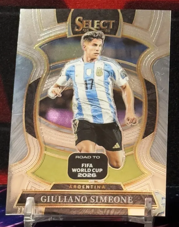 25/26 Panini Select Road to FIFA - Giuliano Simeone
